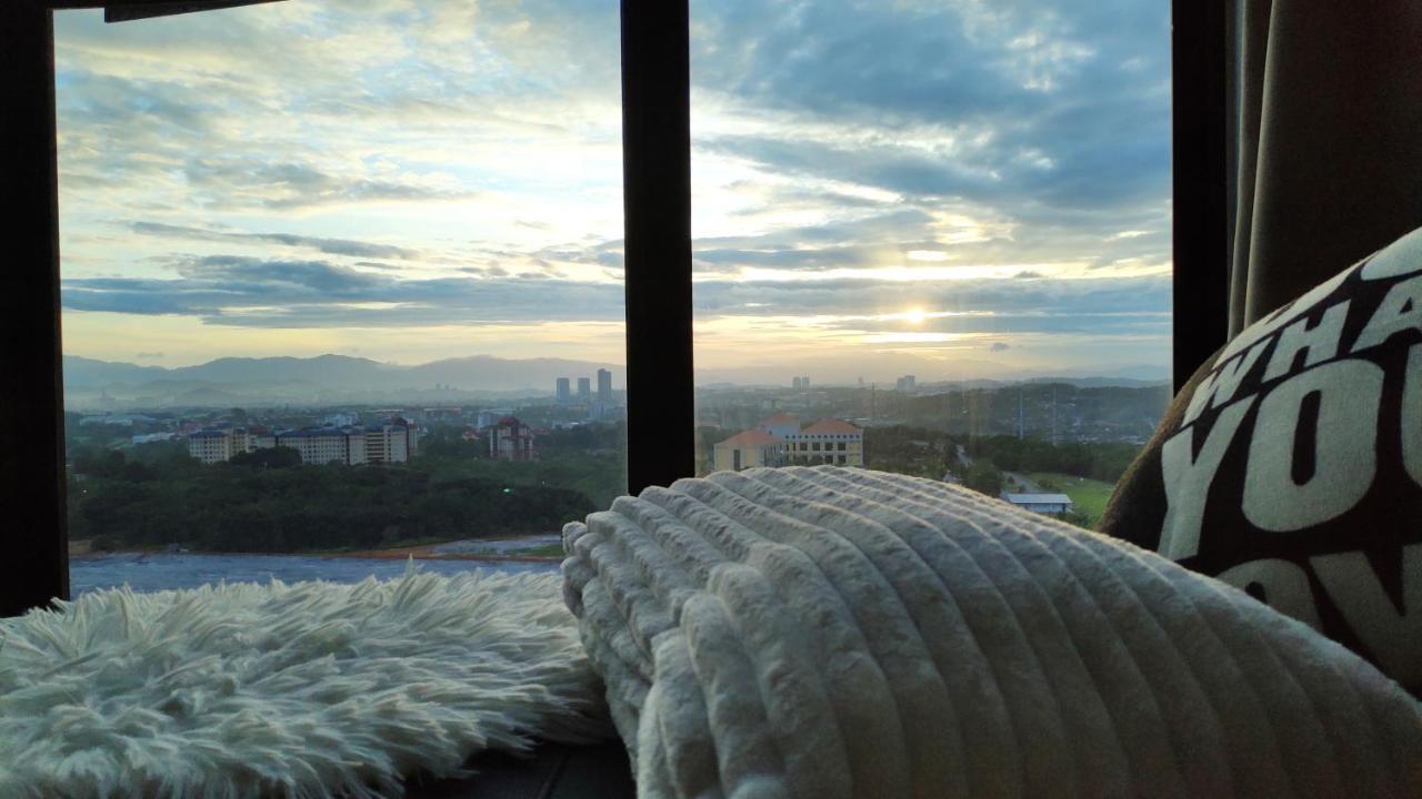 Conezion Luxury 3Br For 7Pax @Ioi Resort Putrajaya Kültér fotó
